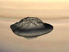 科学家发现土星飞碟形状卫星 来自土星光环