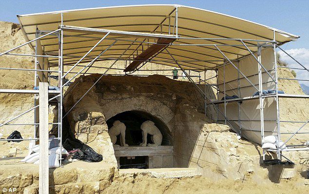希腊北部发现亚历山大大帝墓葬