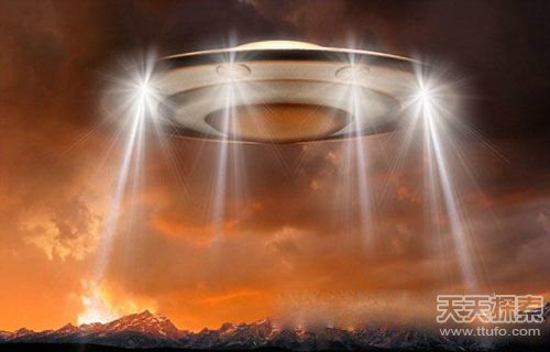 UFO屡现身地球：外星人竟拿地球人类做实验