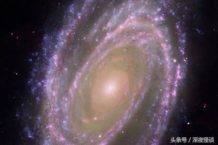 宇宙中十大最迷人星系，美爆了！(1)