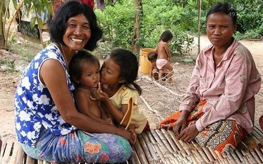 柬埔寨女人村,现实版“女儿国”