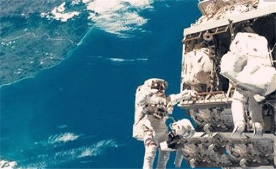 NASA解释四种太空死亡方式 原来宇航员这么危险？
