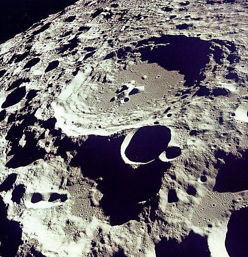 月球上二十五大惊天未解之谜