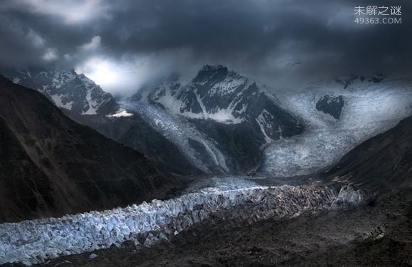 乔戈里峰在中国境内
