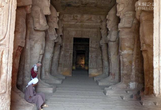 埃及第一神庙雕像群 阿布辛贝神庙奇观